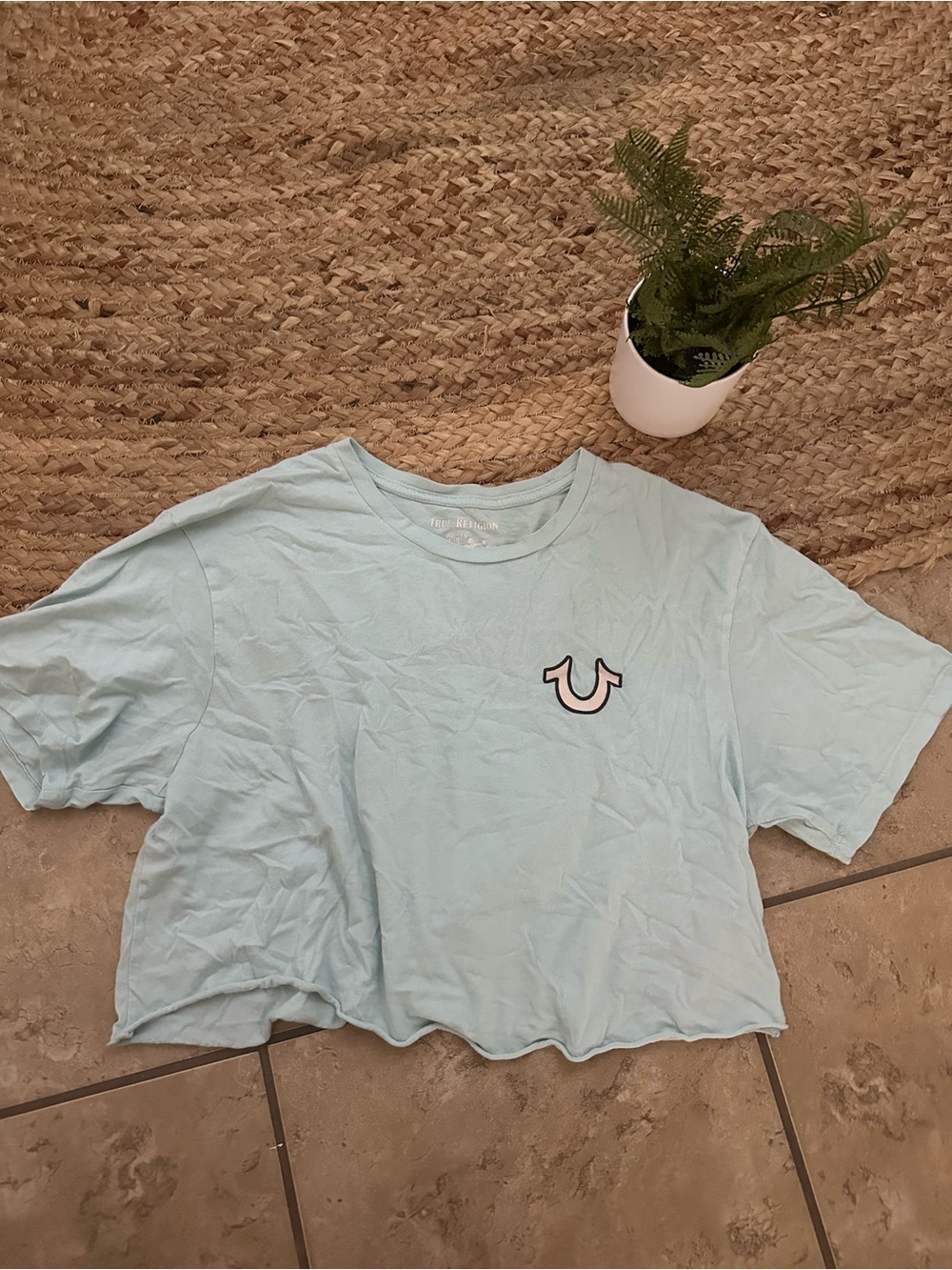 TRUE RELIGION CROP TOP